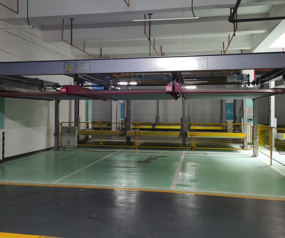 家用升降式機械車庫