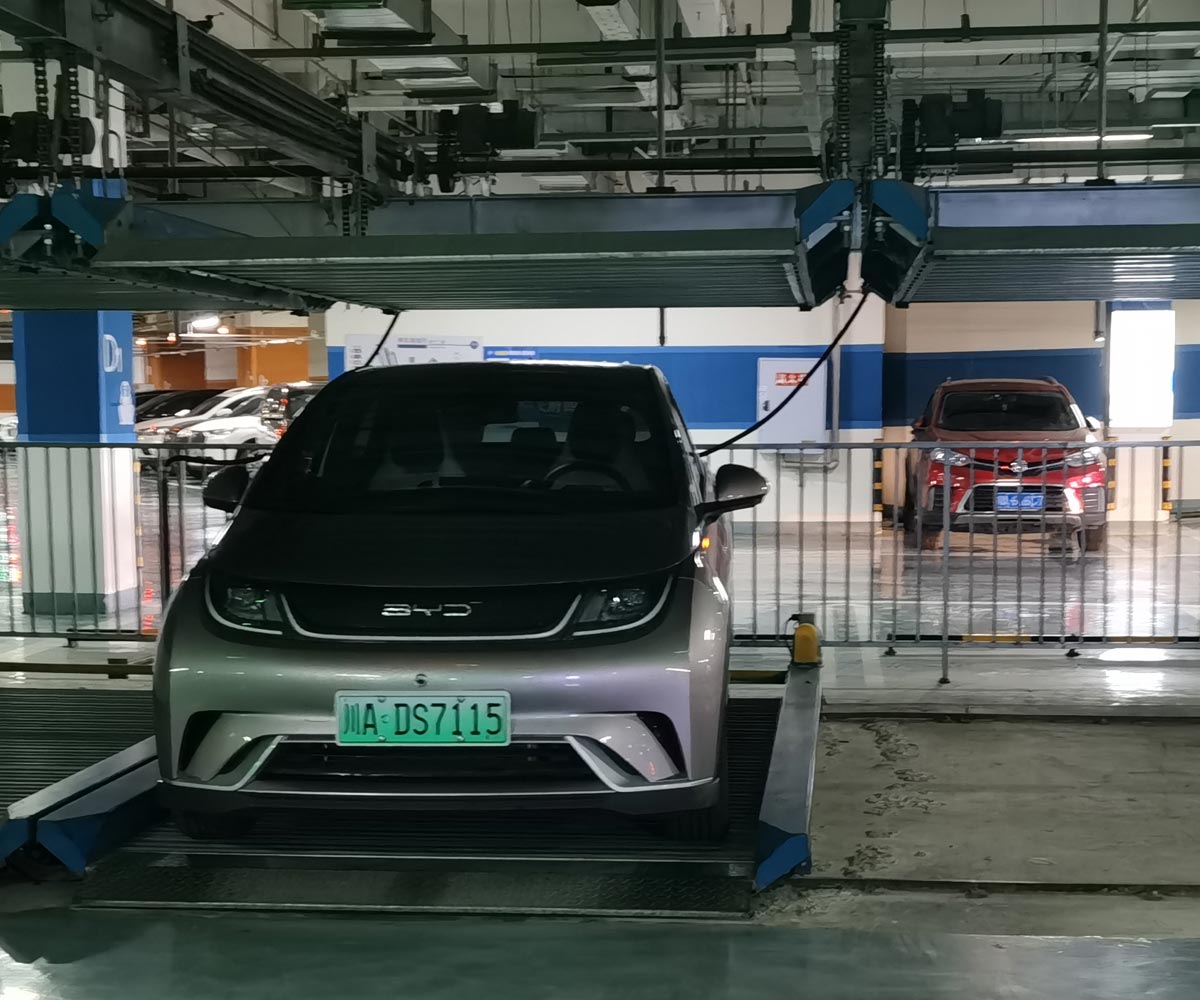 二層升降停車設備